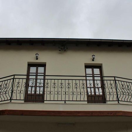 Kratovo Bridge Apartment מראה חיצוני תמונה