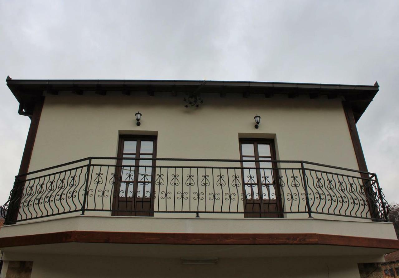 Kratovo Bridge Apartment מראה חיצוני תמונה